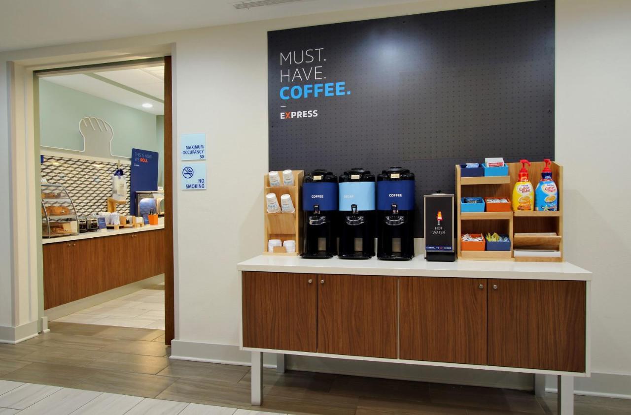 Express Mira Mesa By Ihg Hotel